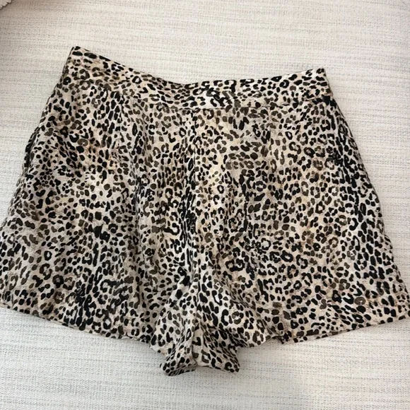 ZARA Leopard Shorts Small BERMUDA ESTAMPADO ANIMAL CON LINO - Picture 8 of 12